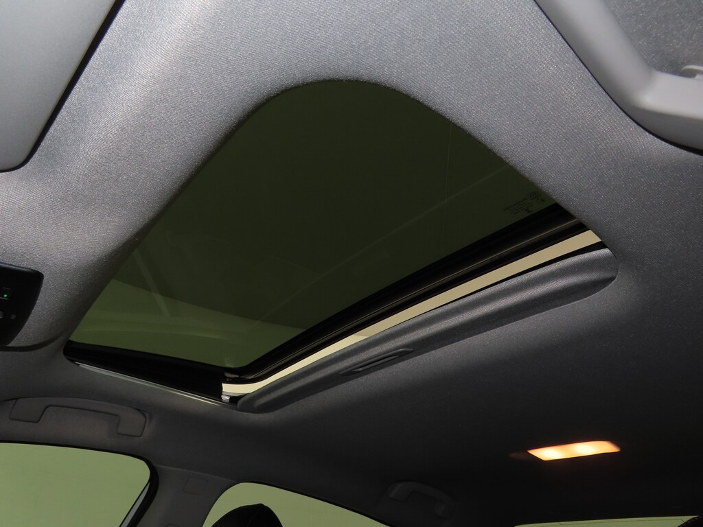 Used 2024 Nissan Sentra SR CVT Sedan