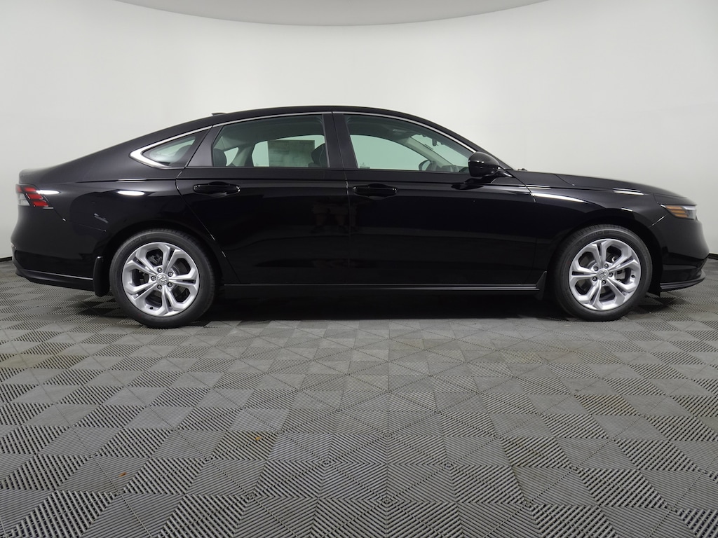 New 2025 Honda Accord LX Sedan