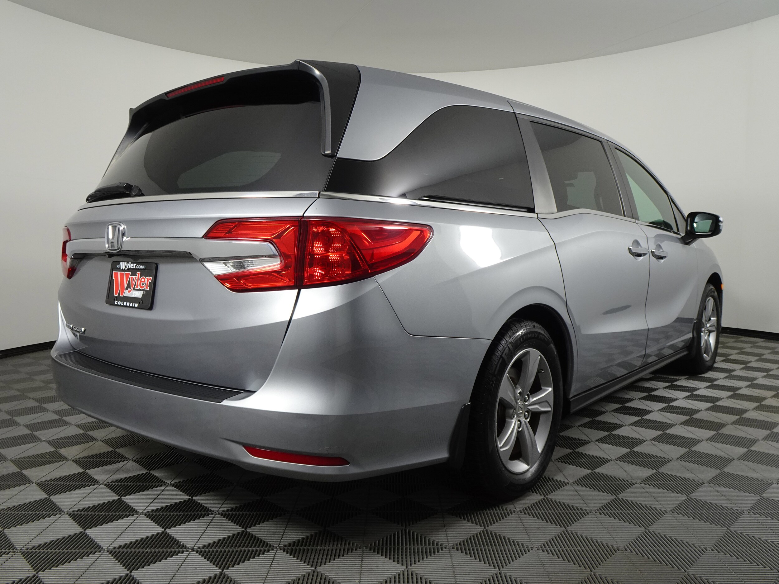 2018 Honda Odyssey EX photo 3