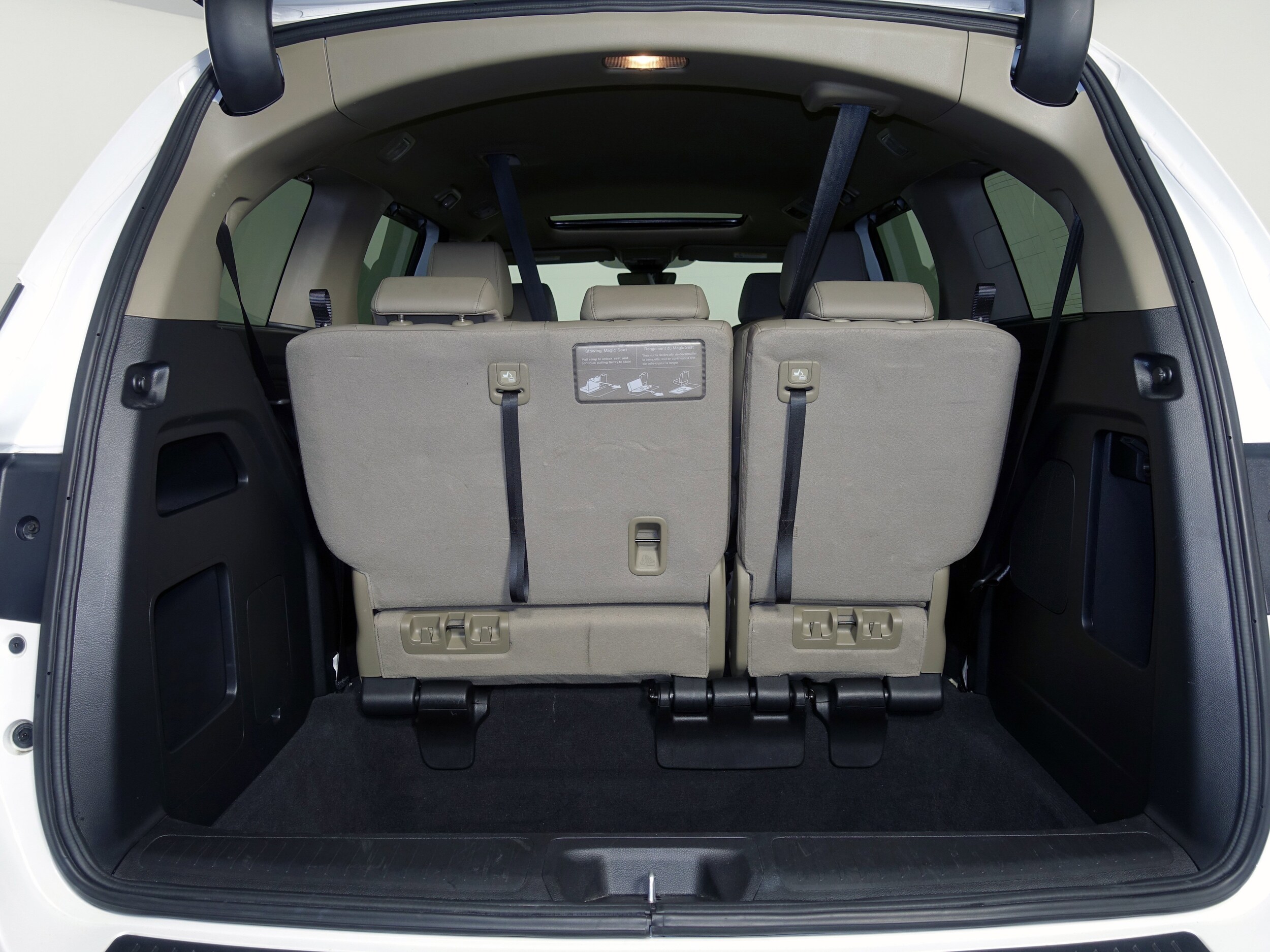 2024 Honda Odyssey EX-L photo 2