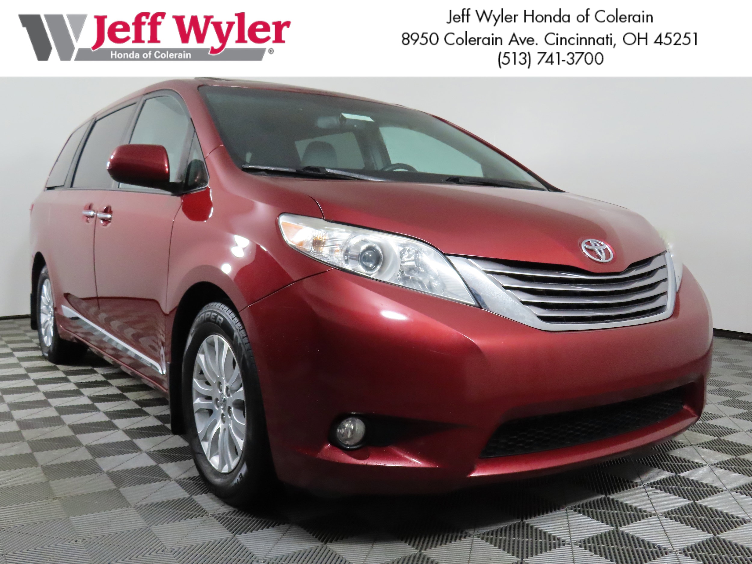 2017 Toyota Sienna XLE Premium