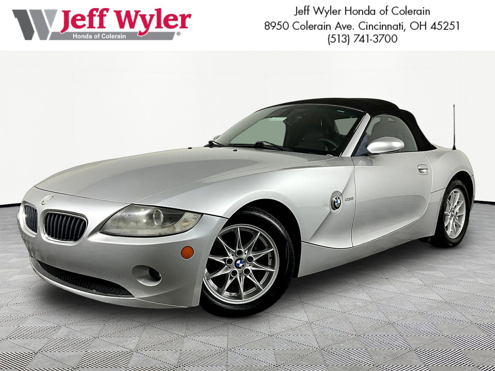 2005 BMW Z4 Roadster 2.5i's photo