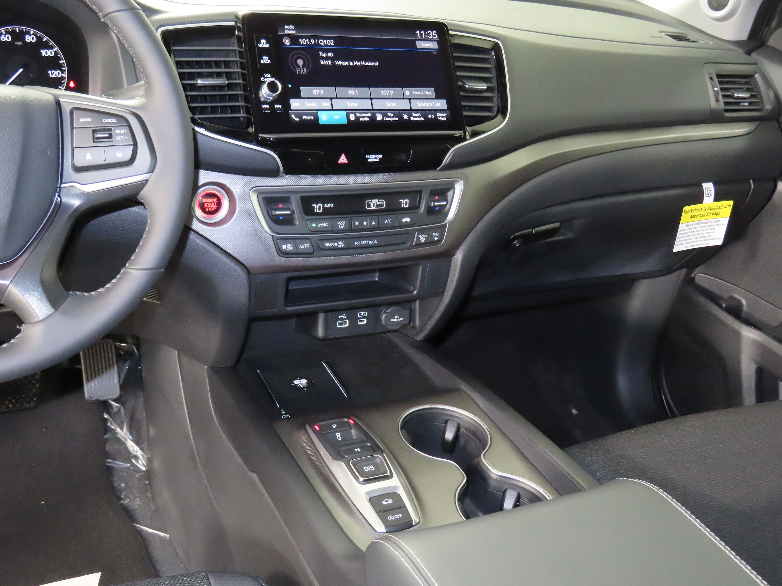 2026 Honda Ridgeline Sport - Photo 8