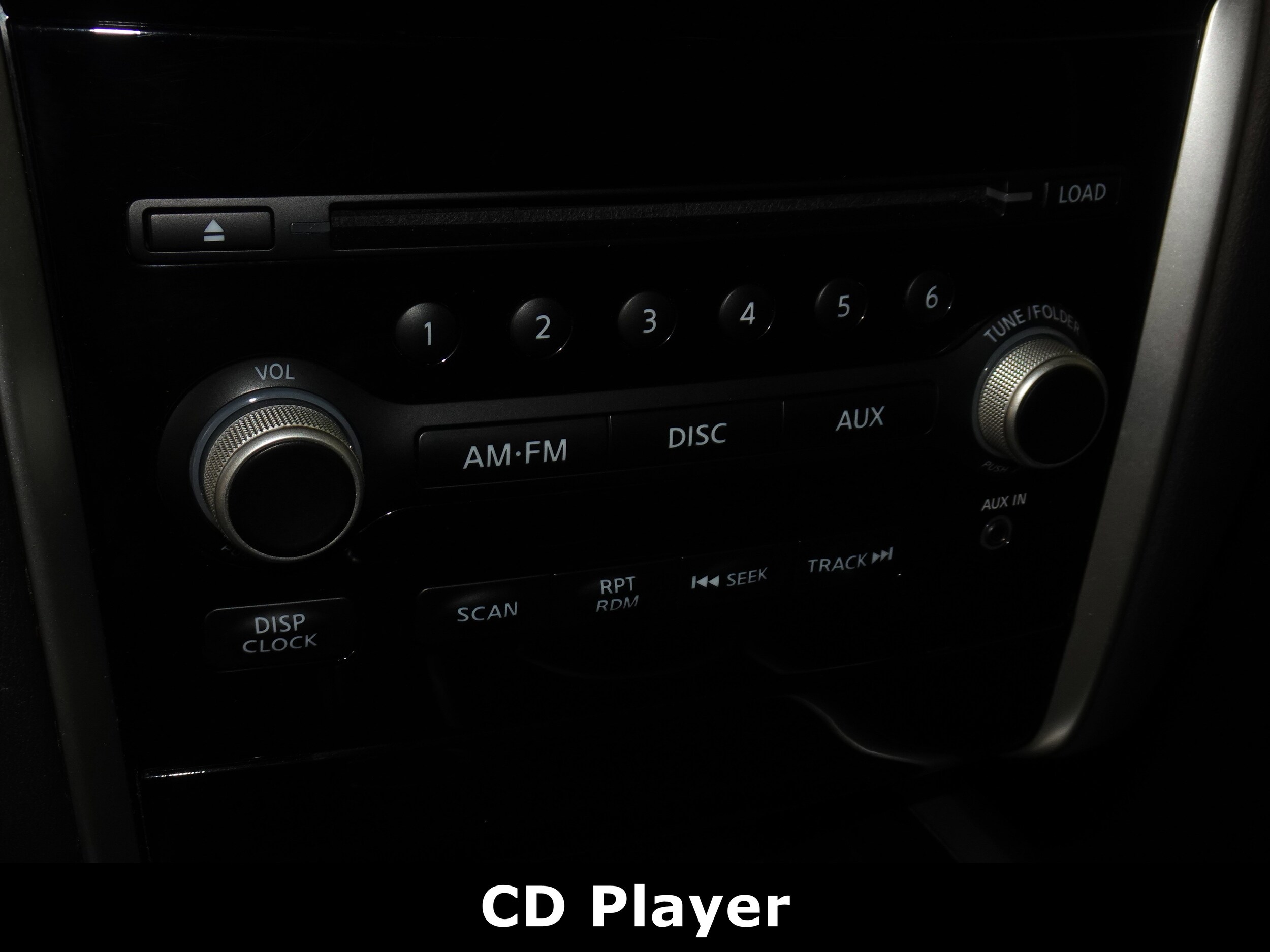 2015 Nissan Pathfinder S photo 4