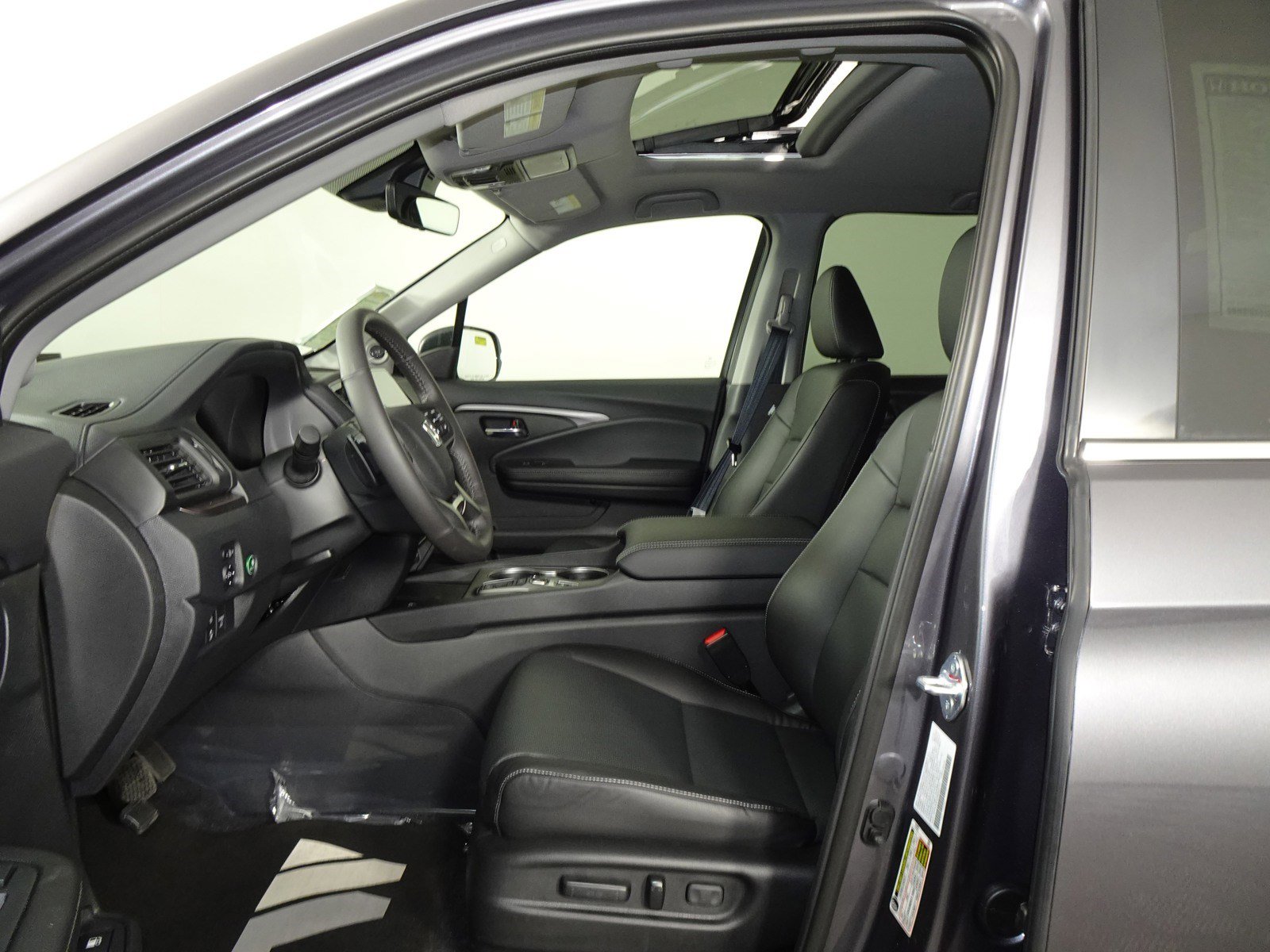 2025 Honda Ridgeline RTL photo 4