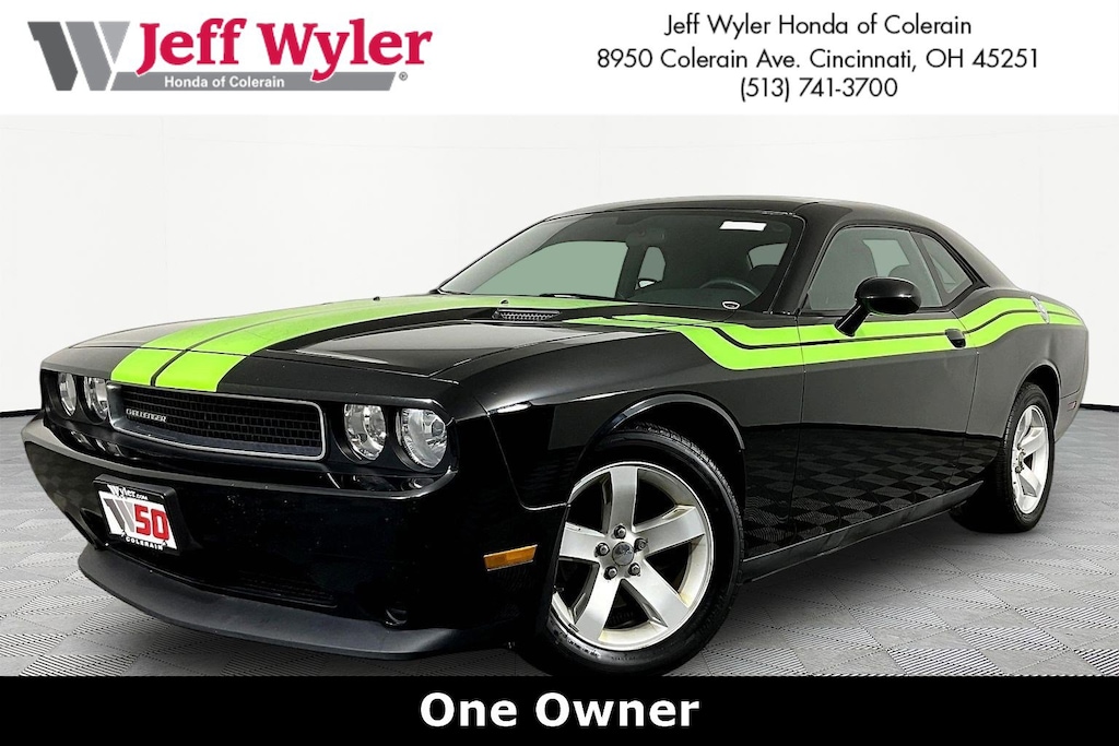 Used 2013 Dodge Challenger 2dr Cpe SXT Coupe