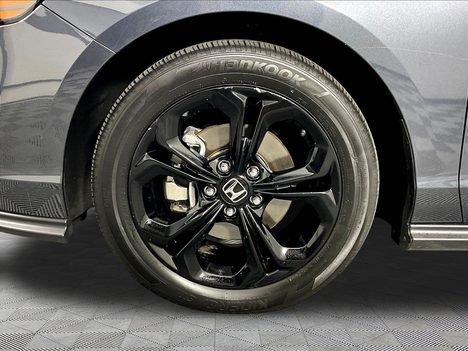 2025 Honda Accord SE - Photo 37