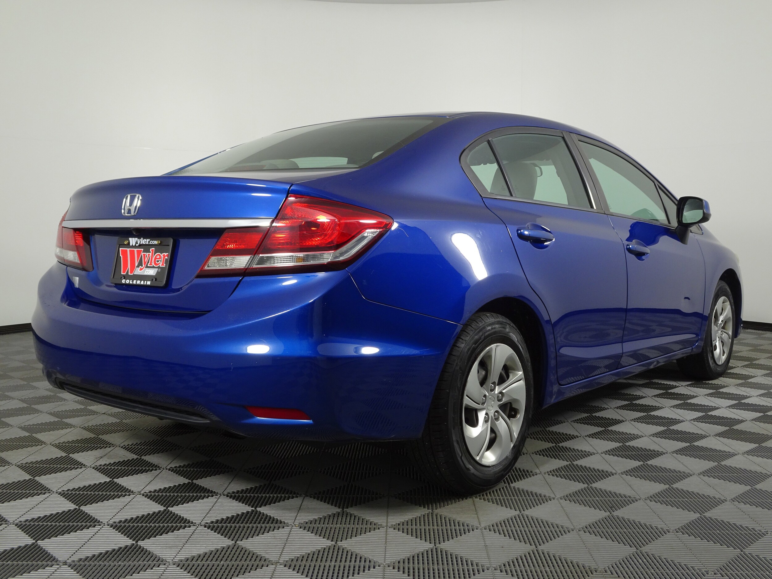 2013 Honda Civic LX photo 3