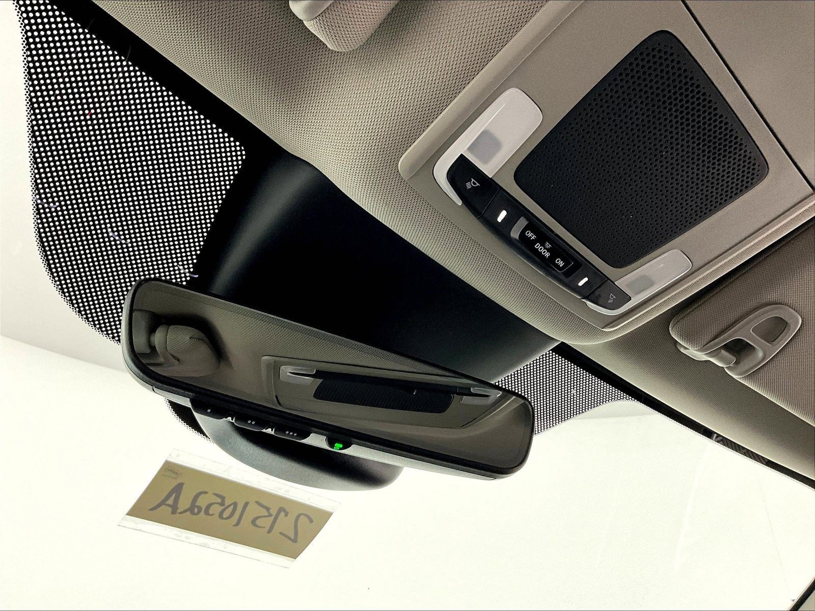 2025 Honda Pilot EX-L - Photo 36