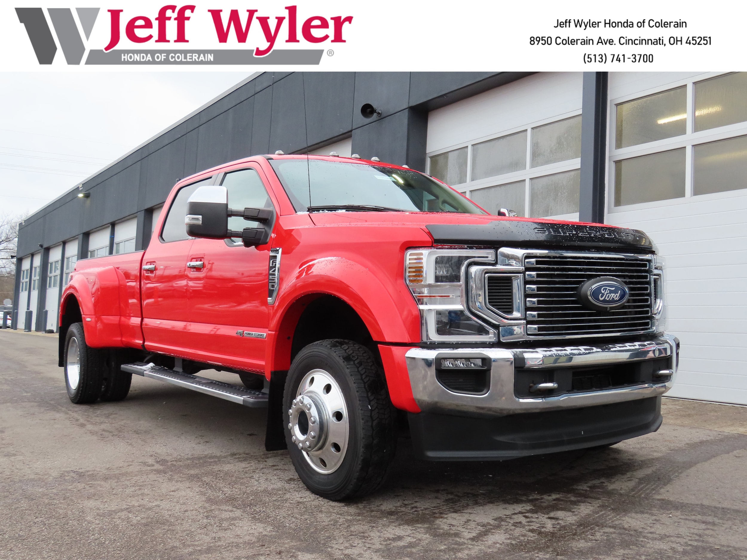 2021 Ford F-450 Super Duty Lariat's photo