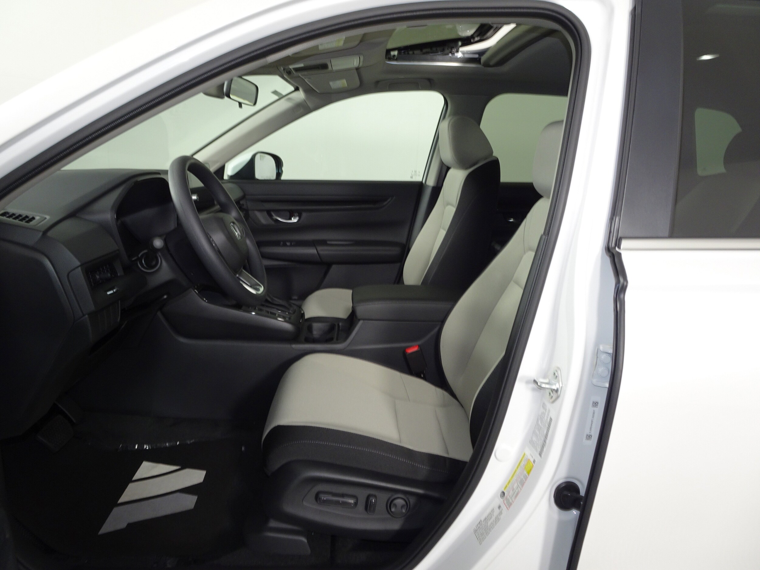 2026 Honda CR-V EX photo 4