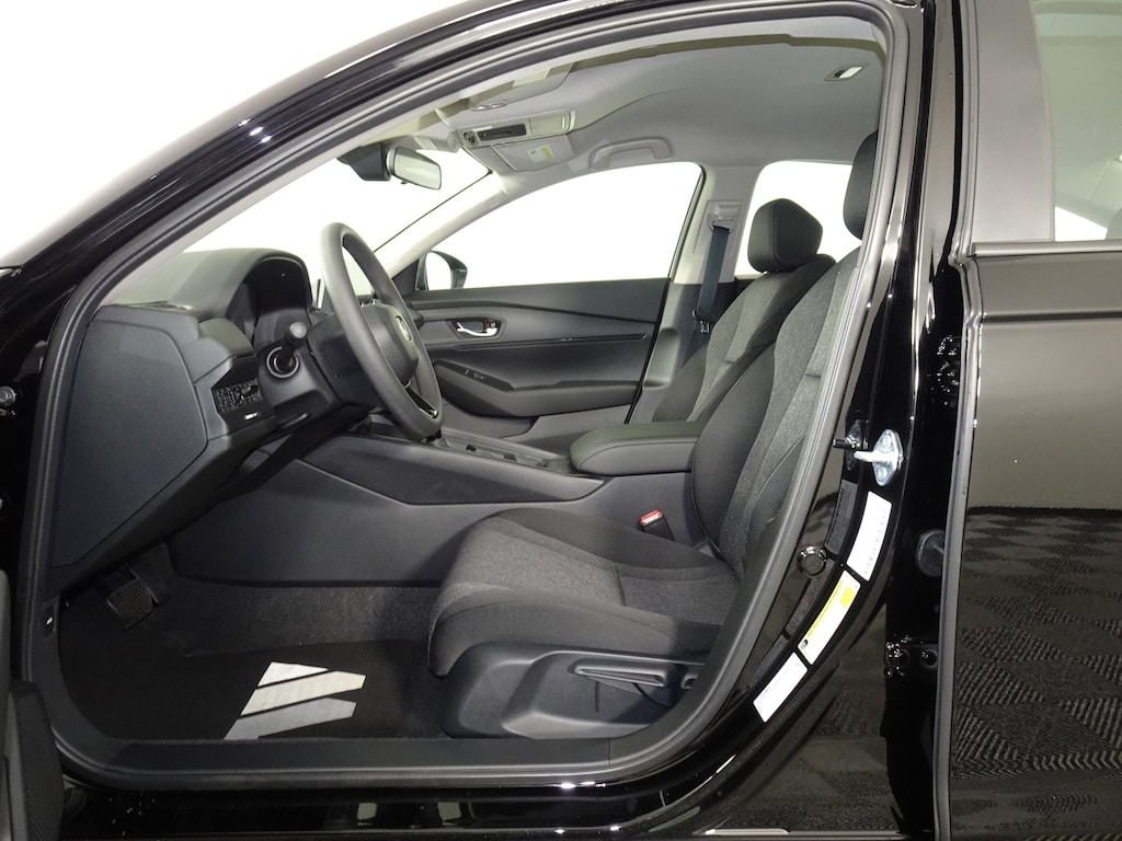 New 2025 Honda Accord LX Sedan