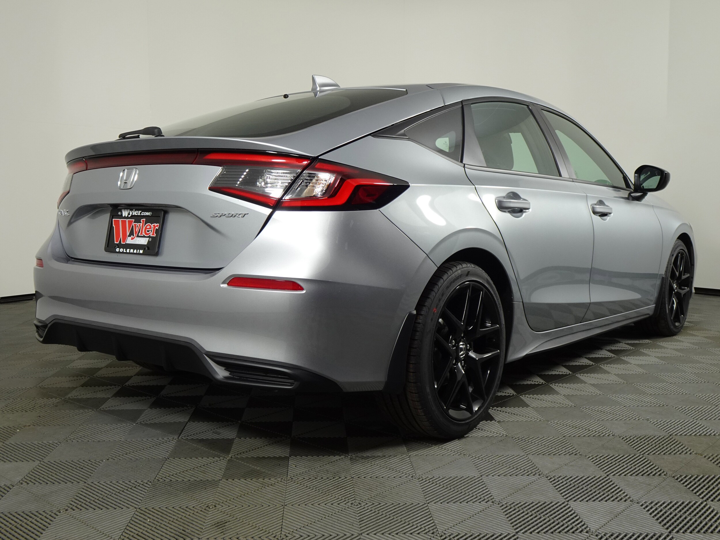 2025 Honda Civic Sport Hatchback photo 3