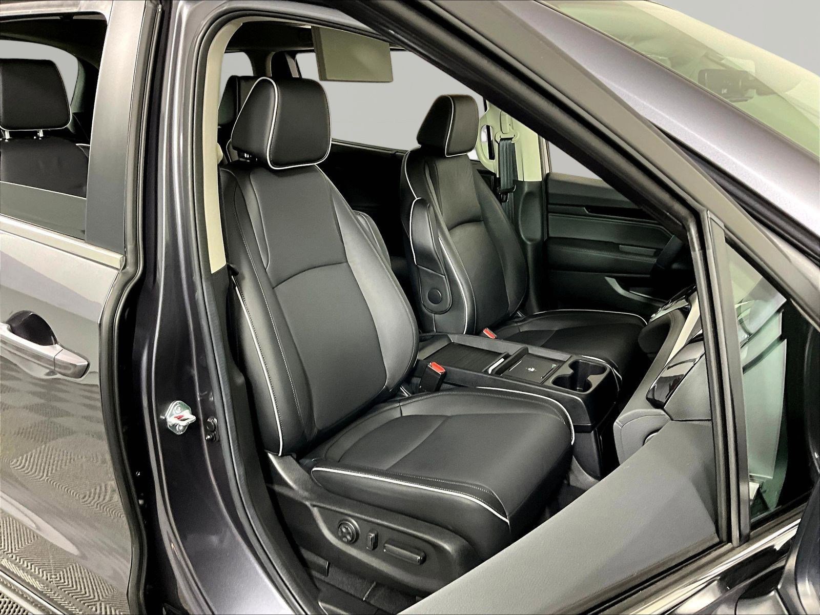 2025 Honda Odyssey Touring - Photo 30