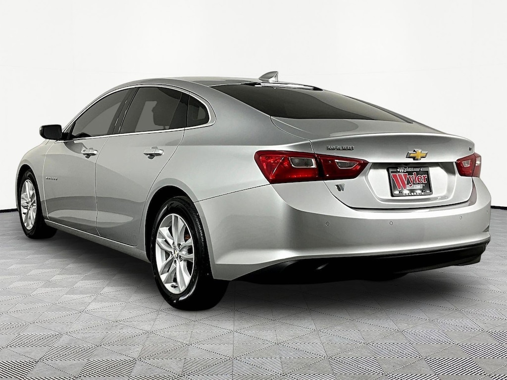 Used 2016 Chevrolet Malibu 4dr Sdn LT w/1LT Sedan