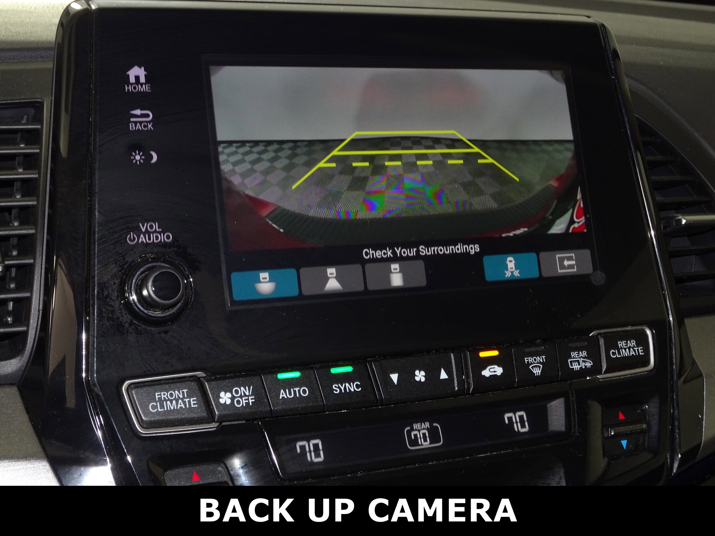 2023 Honda Odyssey Touring photo 2