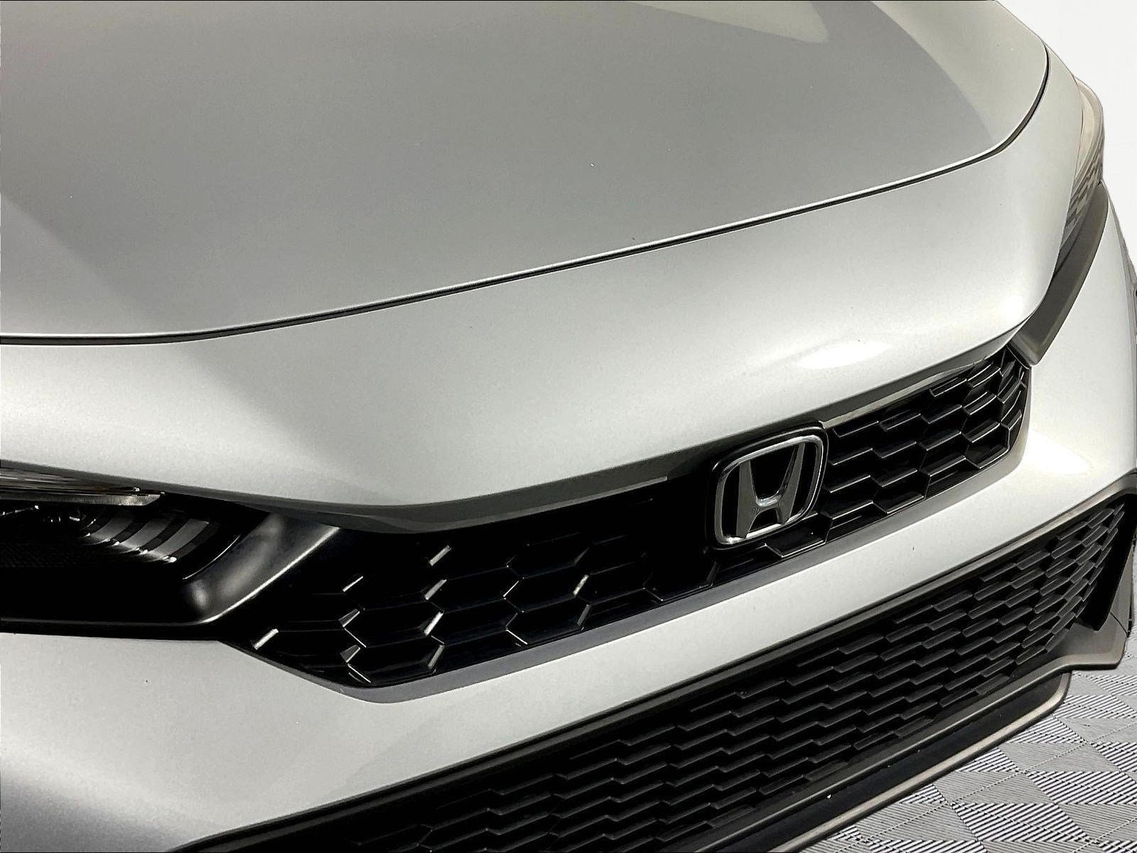 2025 Honda Civic Sport - Photo 34