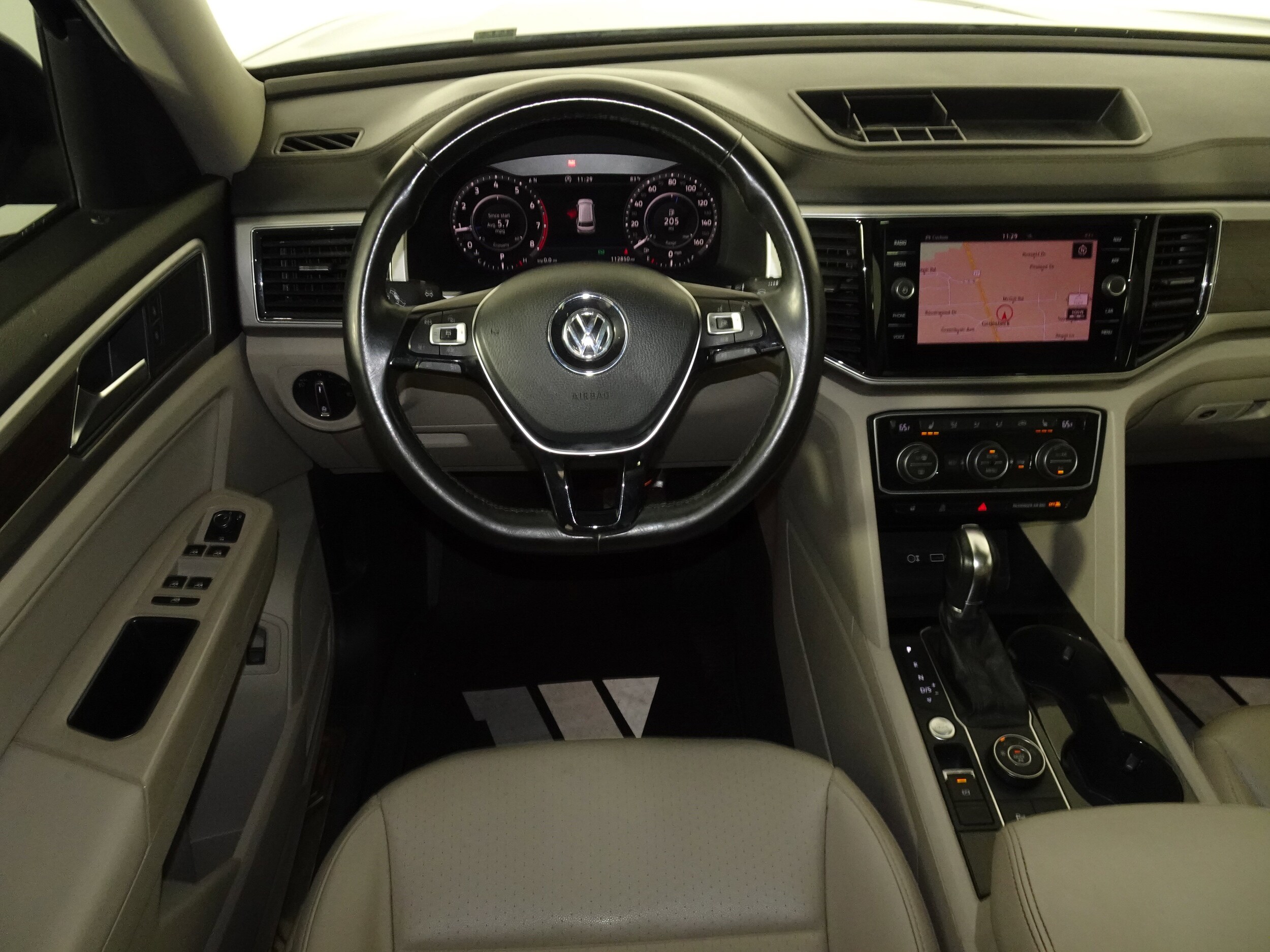 2019 Volkswagen Atlas V6 SEL photo 4