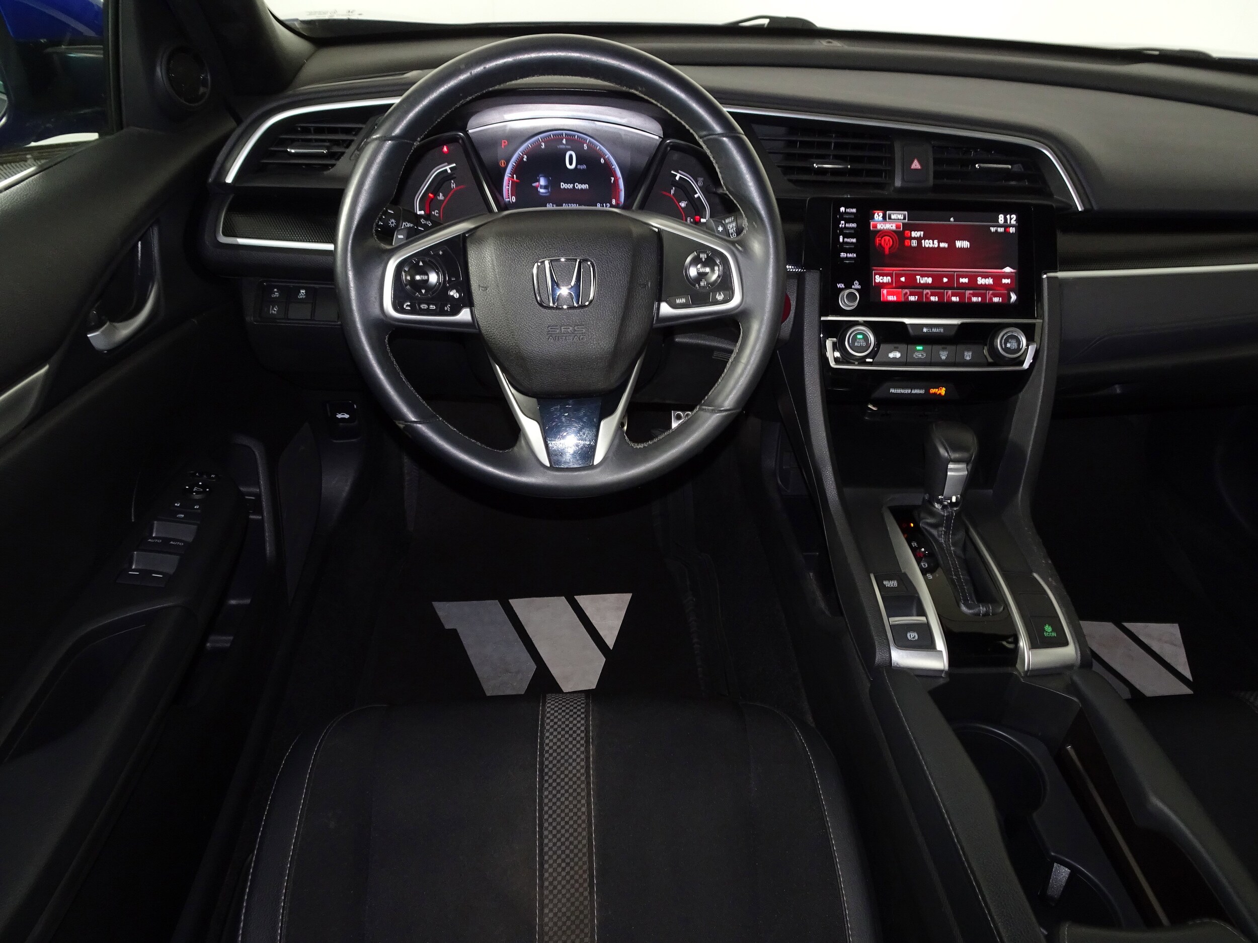 2019 Honda Civic Sport photo 4