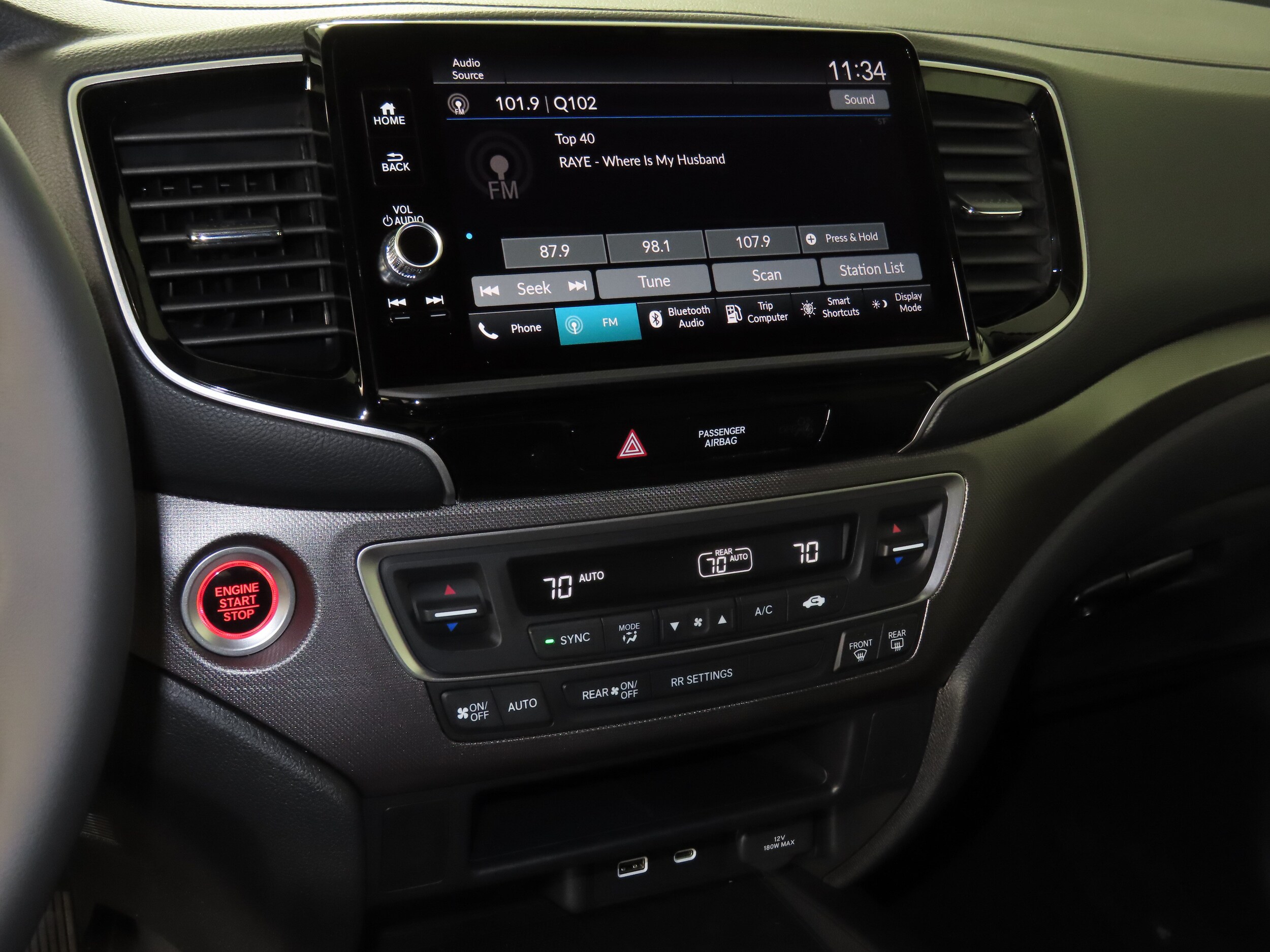 2026 Honda Ridgeline Sport - Photo 11
