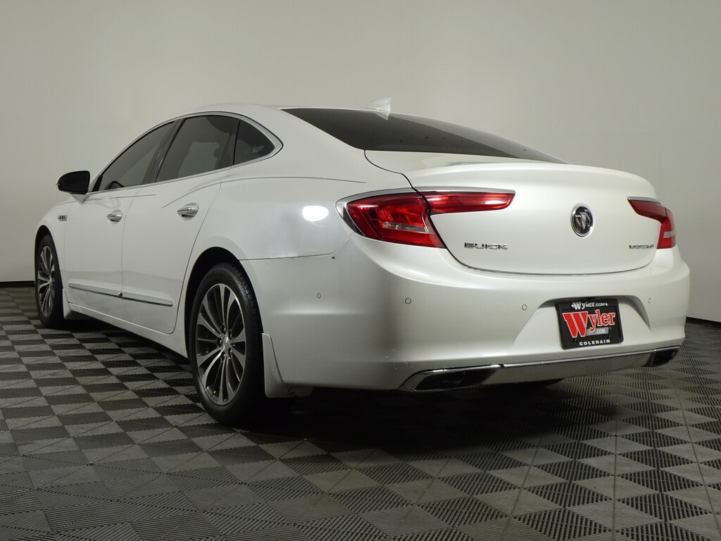 Used 2017 Buick Lacrosse 4dr Sdn Premium FWD Sedan