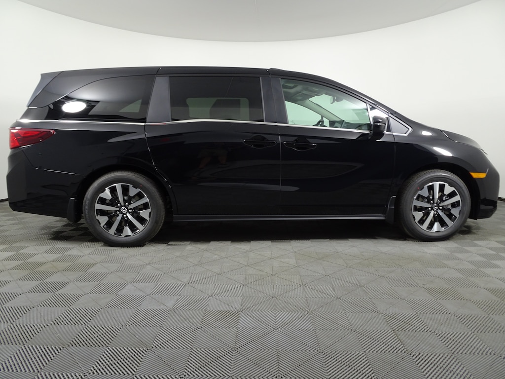 New 2026 Honda Odyssey EX-L Van Passenger