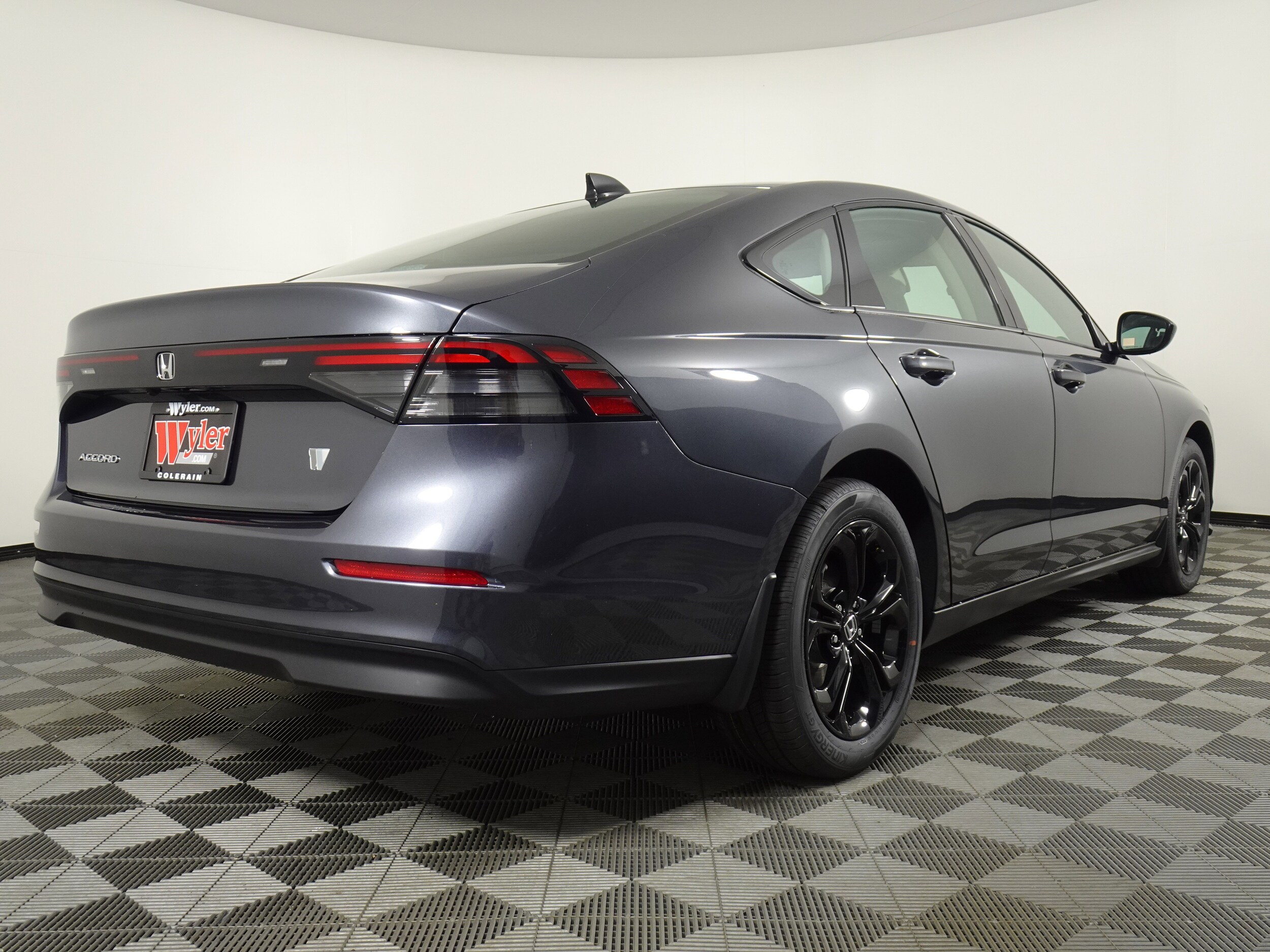 2025 Honda Accord SE photo 3