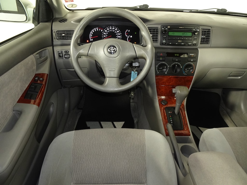Used 2008 Toyota Corolla 4dr Sdn Auto LE Sedan