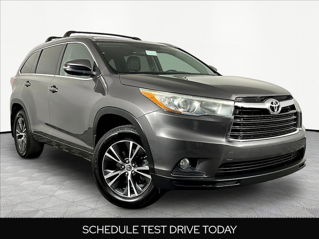 Used 2016 Toyota Highlander FWD 4dr V6 XLE SUV