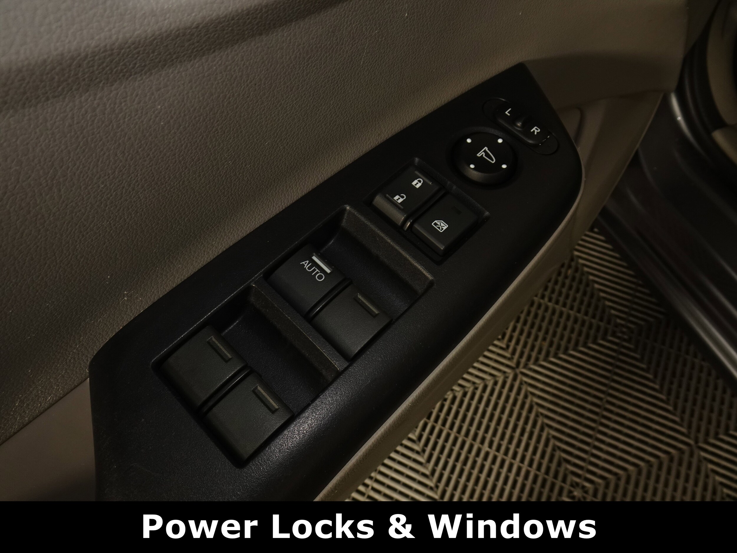 2012 Honda Civic LX photo 4