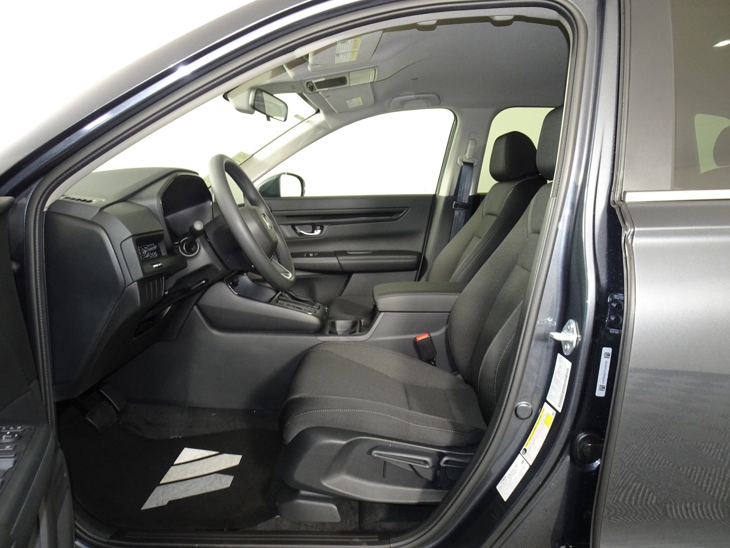 2026 Honda CR-V LX photo 4