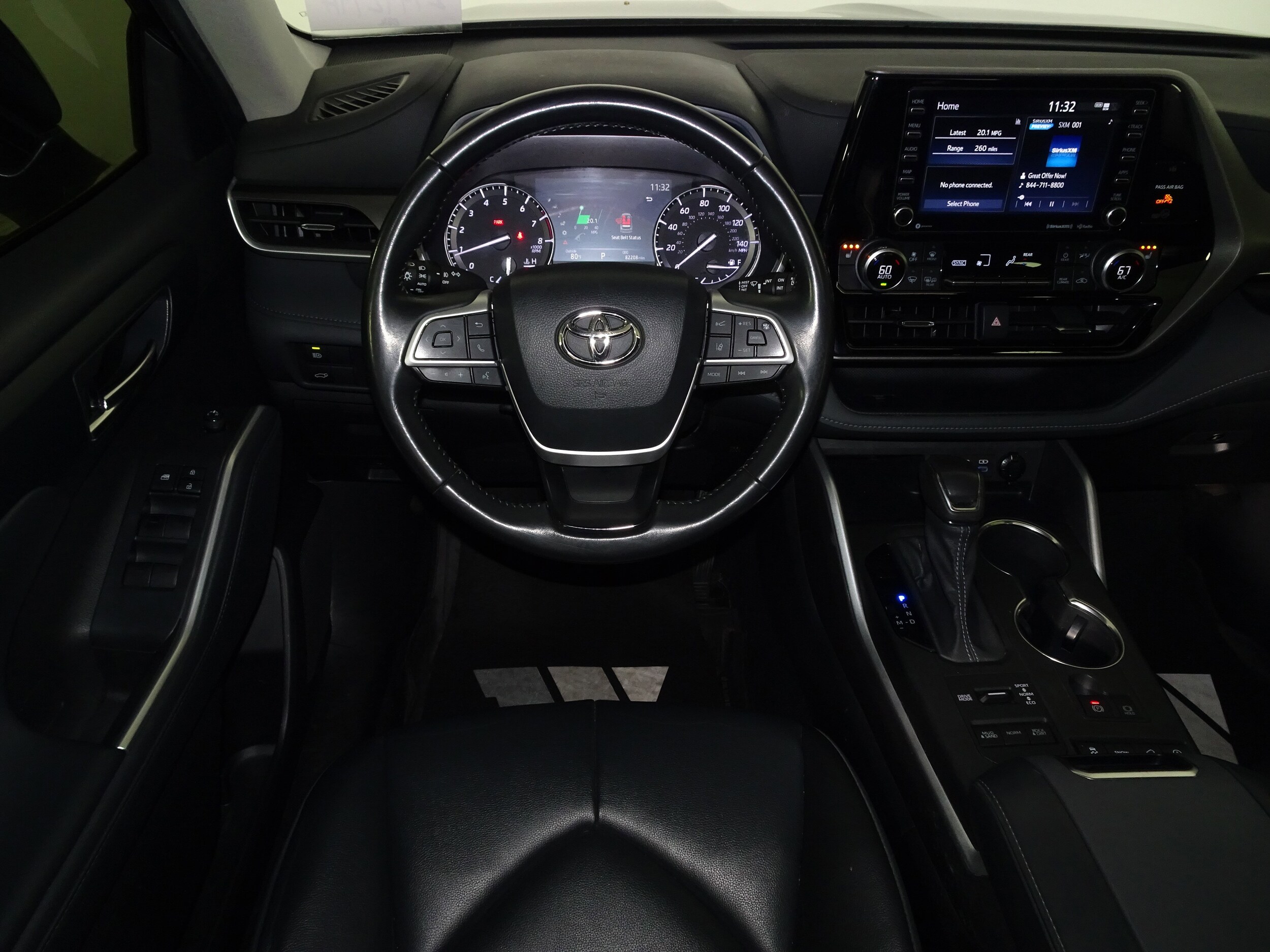 2022 Toyota Highlander XLE photo 4