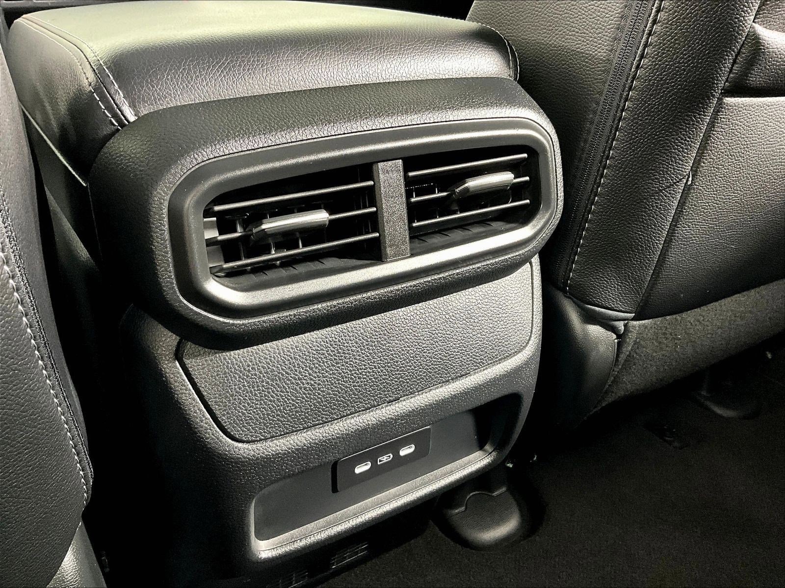 2024 Honda Passport EX-L - Photo 10