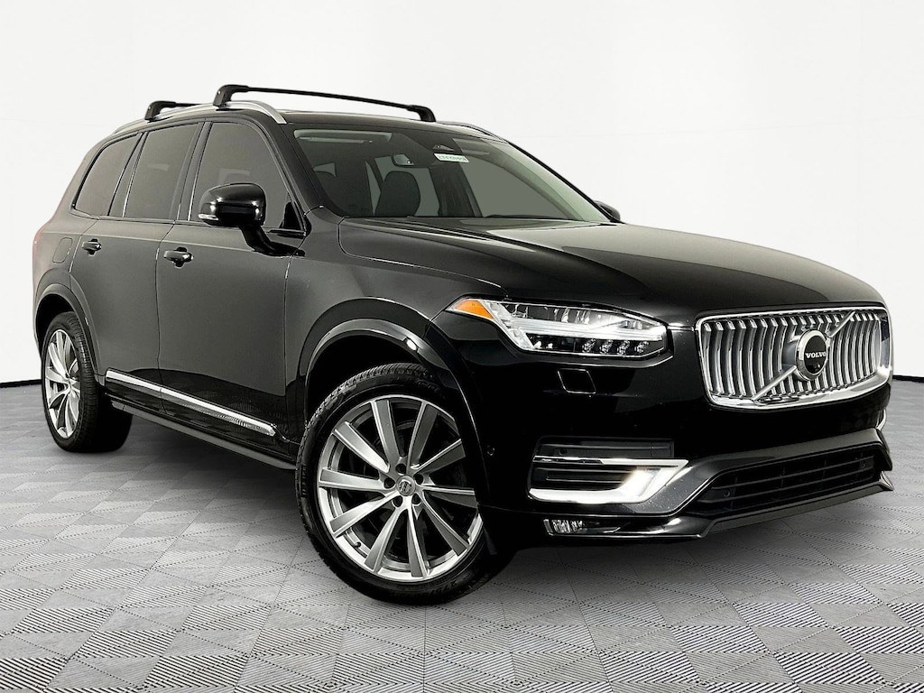 Used 2023 Volvo XC90 B6 AWD Plus 7P SUV