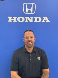 Staff member Darrell Underwood from ID_00c473ce49b8