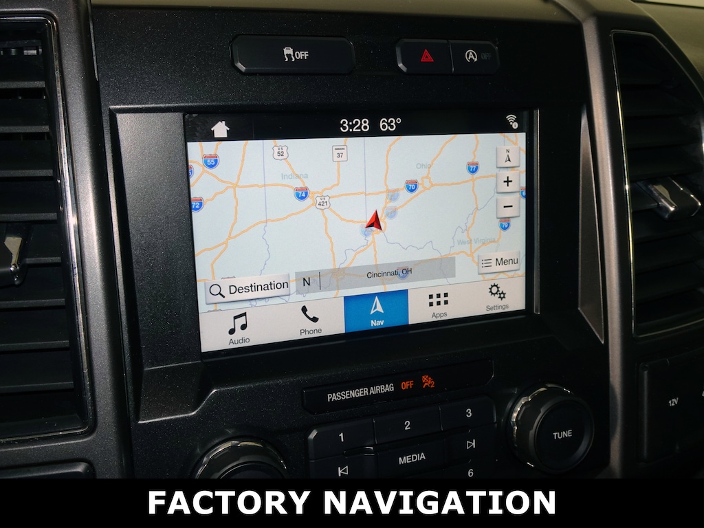 Used 2017 Ford F-150 XLT 4WD SuperCrew 5.5 Box Truck SuperCrew Cab