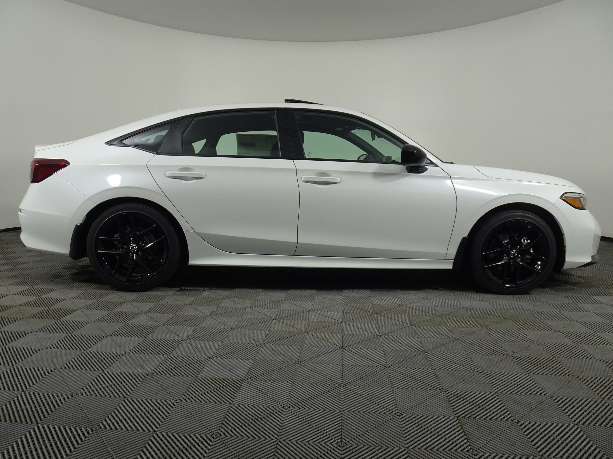2026 Honda Civic Hybrid Sport photo 2