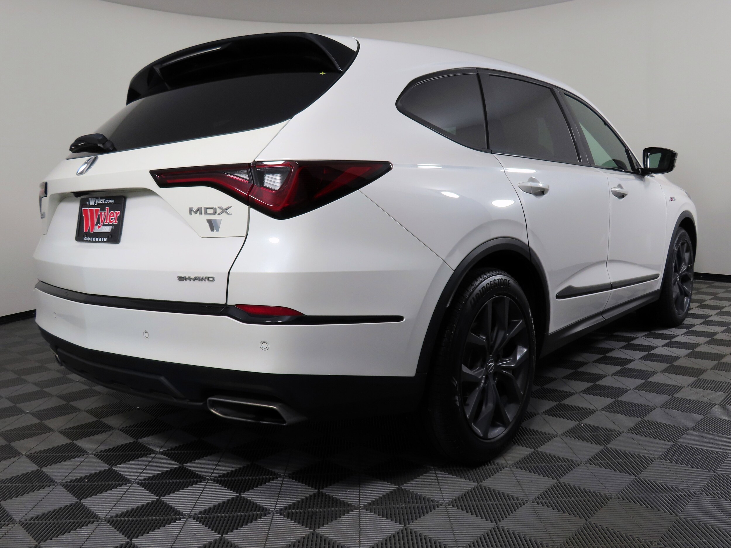 2023 Acura MDX SH-AWD A-Spec photo 3