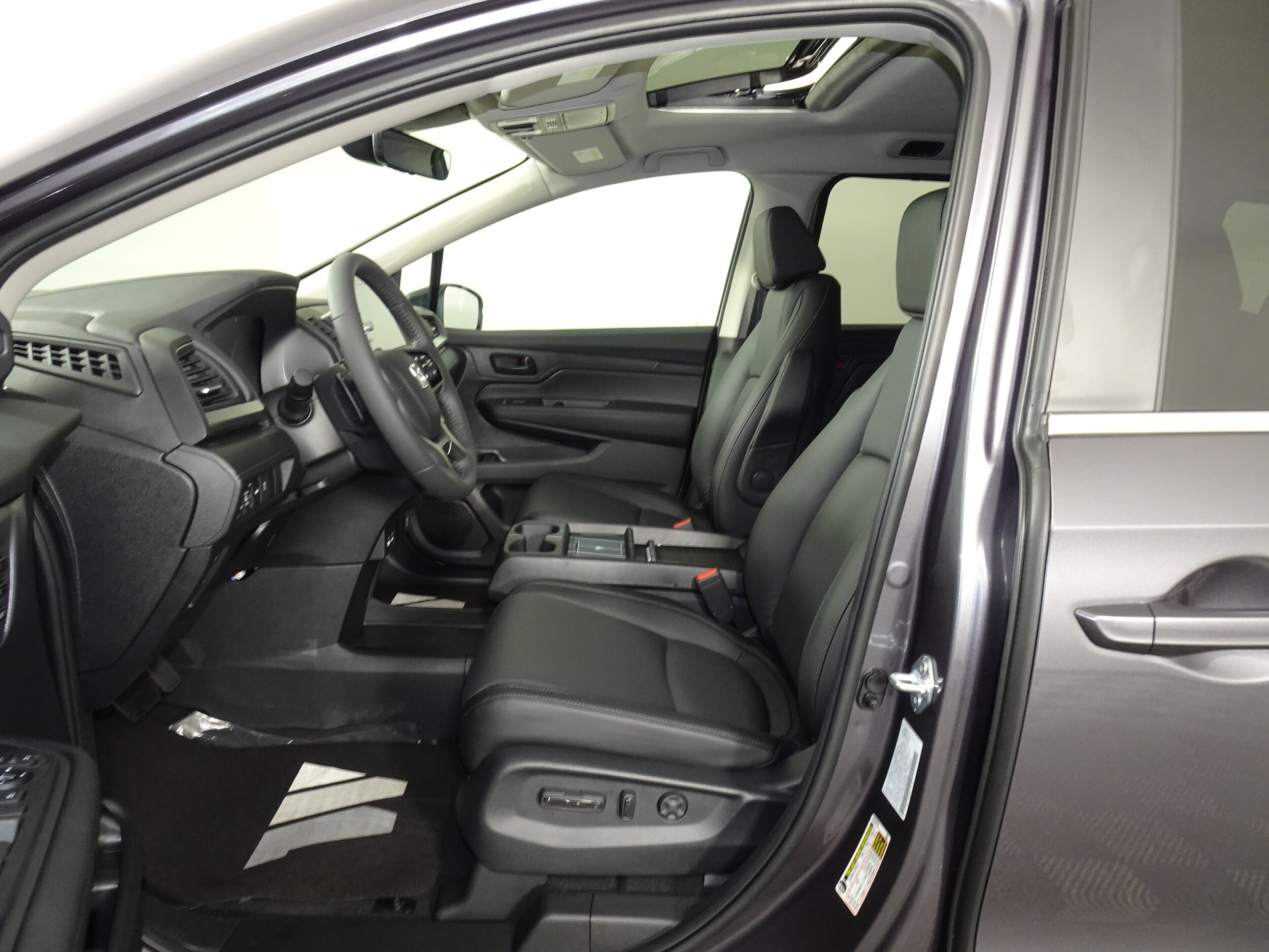 2026 Honda Odyssey EX-L photo 4