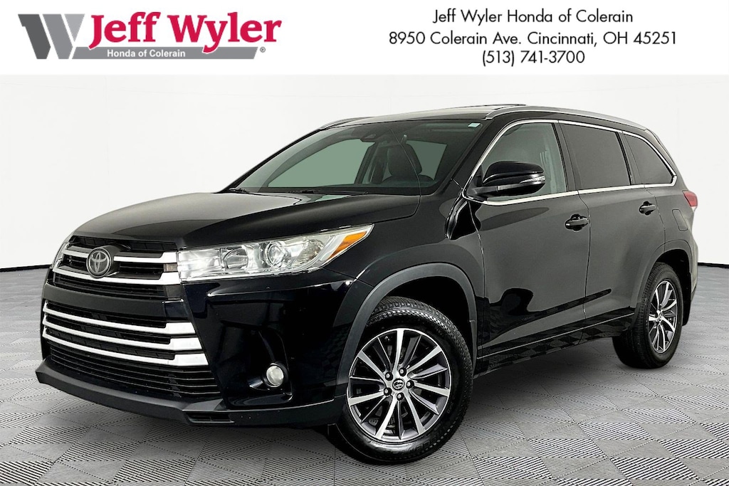 Used 2018 Toyota Highlander XLE V6 AWD SUV