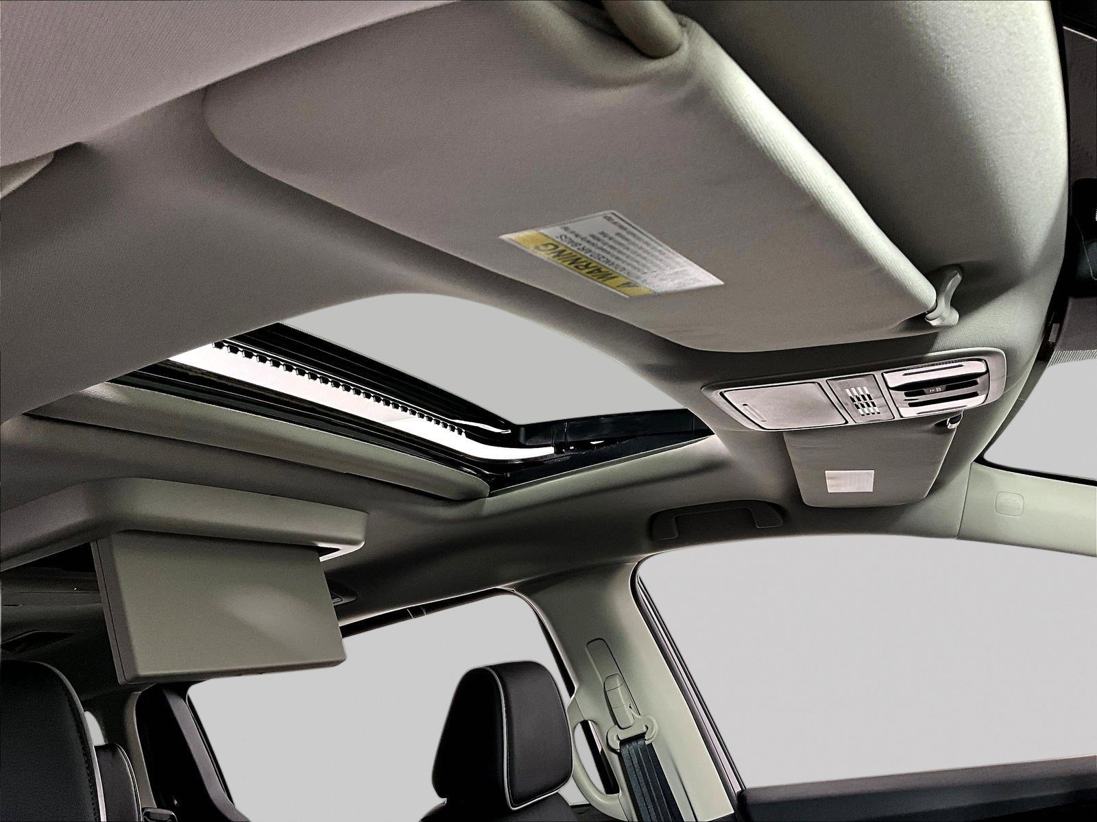 2025 Honda Odyssey Touring - Photo 28