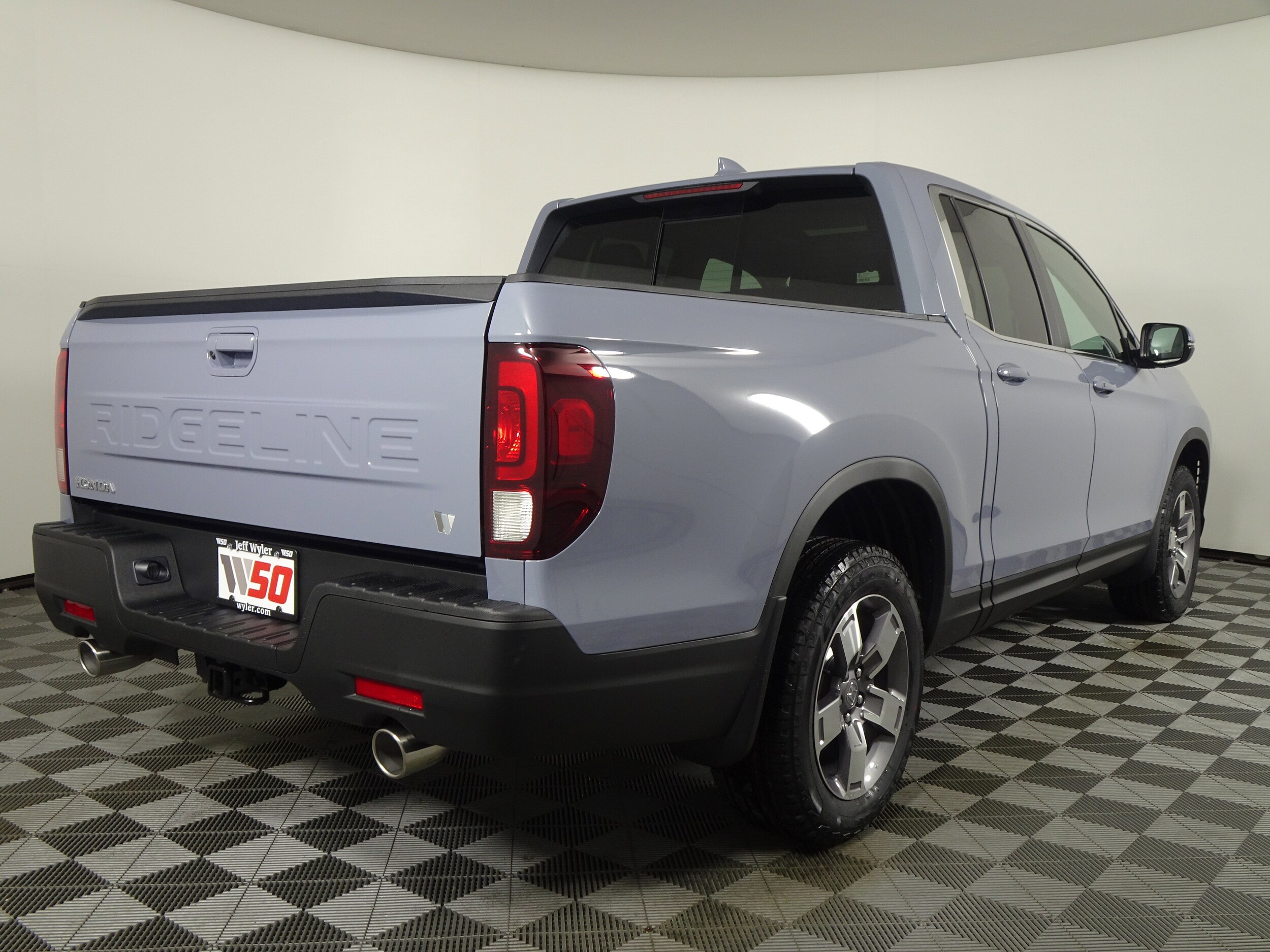 2025 Honda Ridgeline RTL photo 2