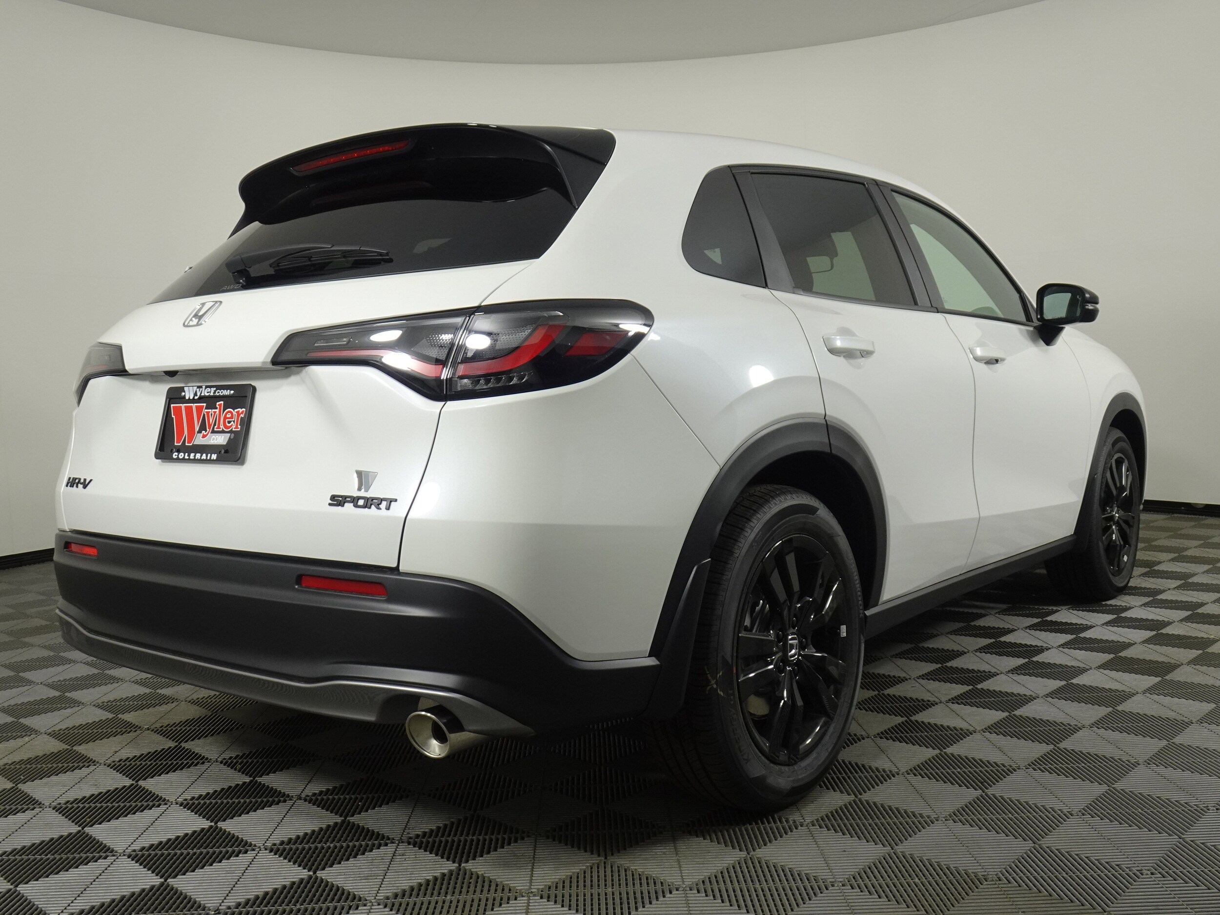 2026 Honda HR-V Sport photo 2