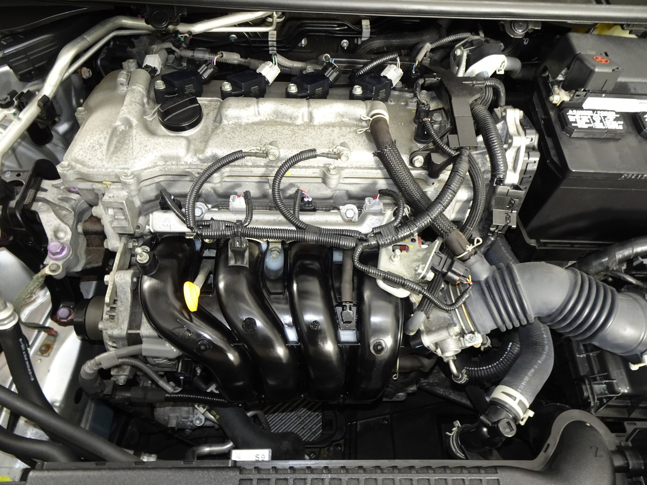 2021 Toyota Corolla LE photo 4