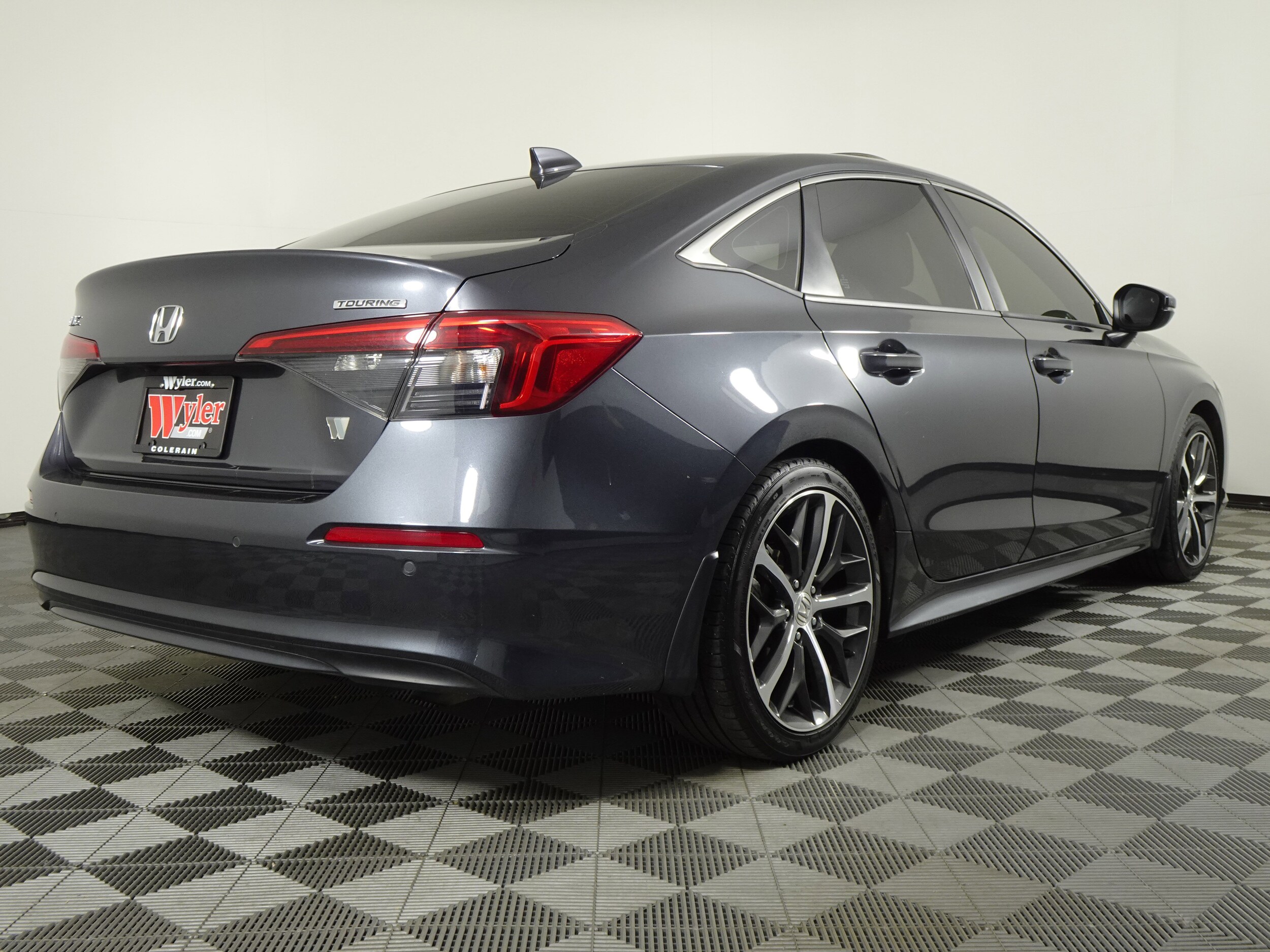 2024 Honda Civic Touring photo 2