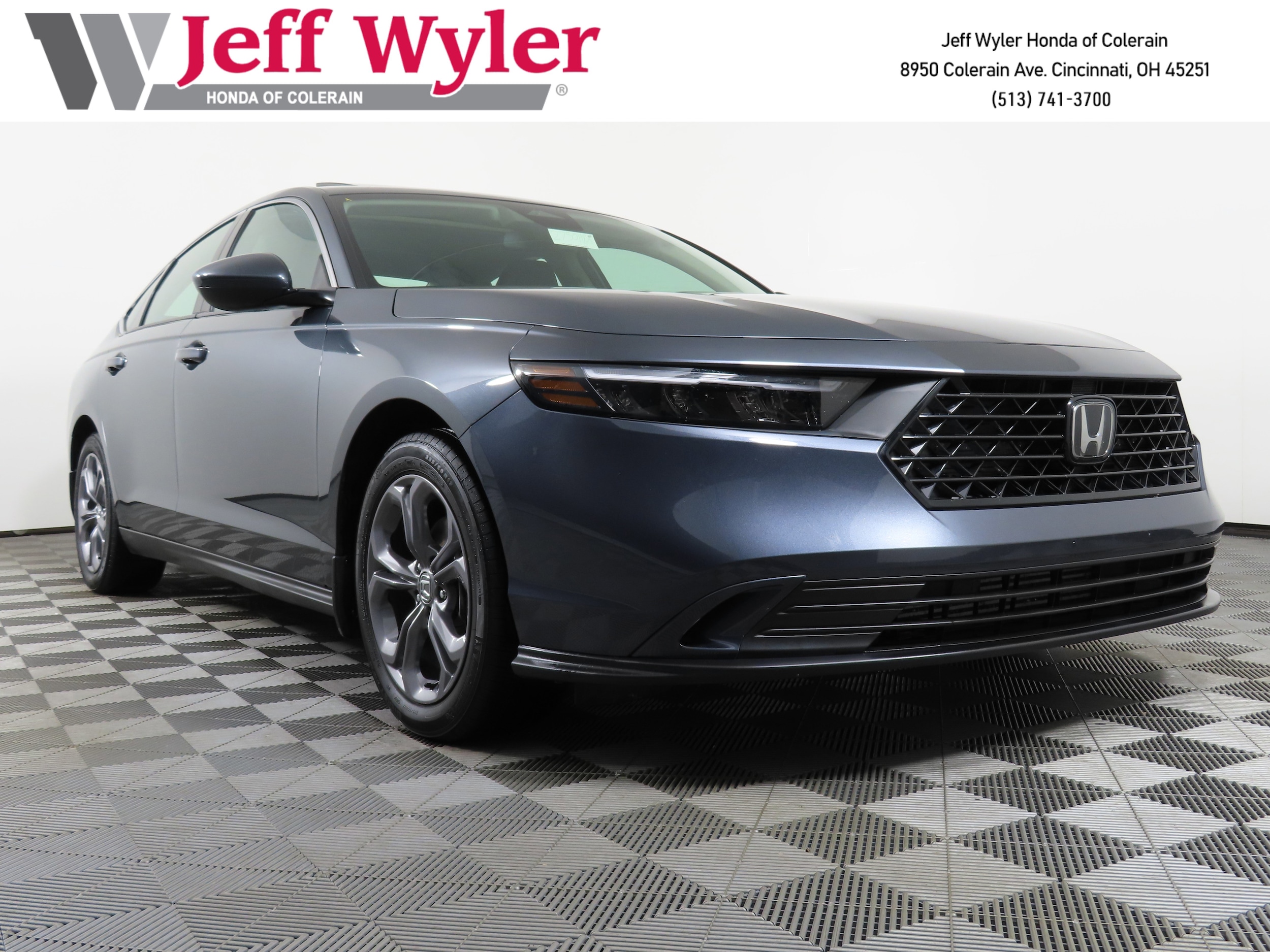 2024 Honda Accord EX's photo