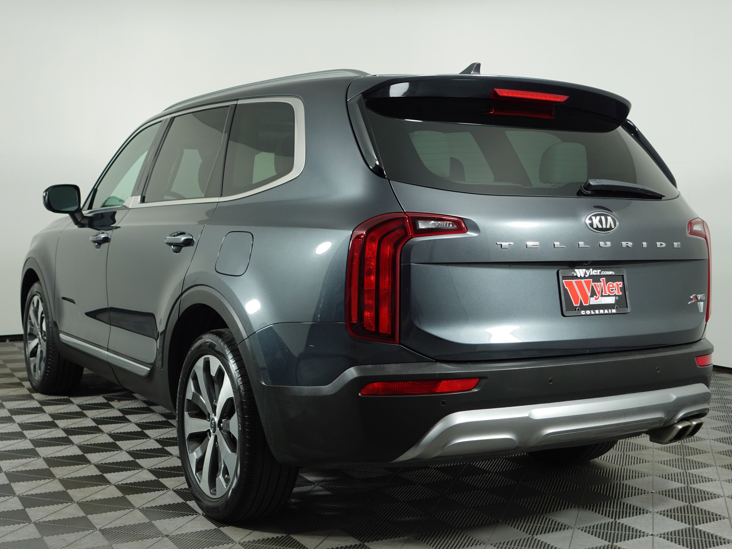 2021 Kia Telluride S photo 3