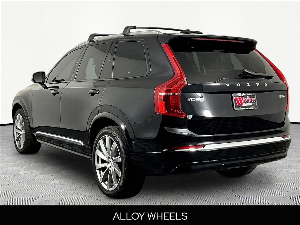 Used 2023 Volvo XC90 B6 AWD Plus 7P SUV
