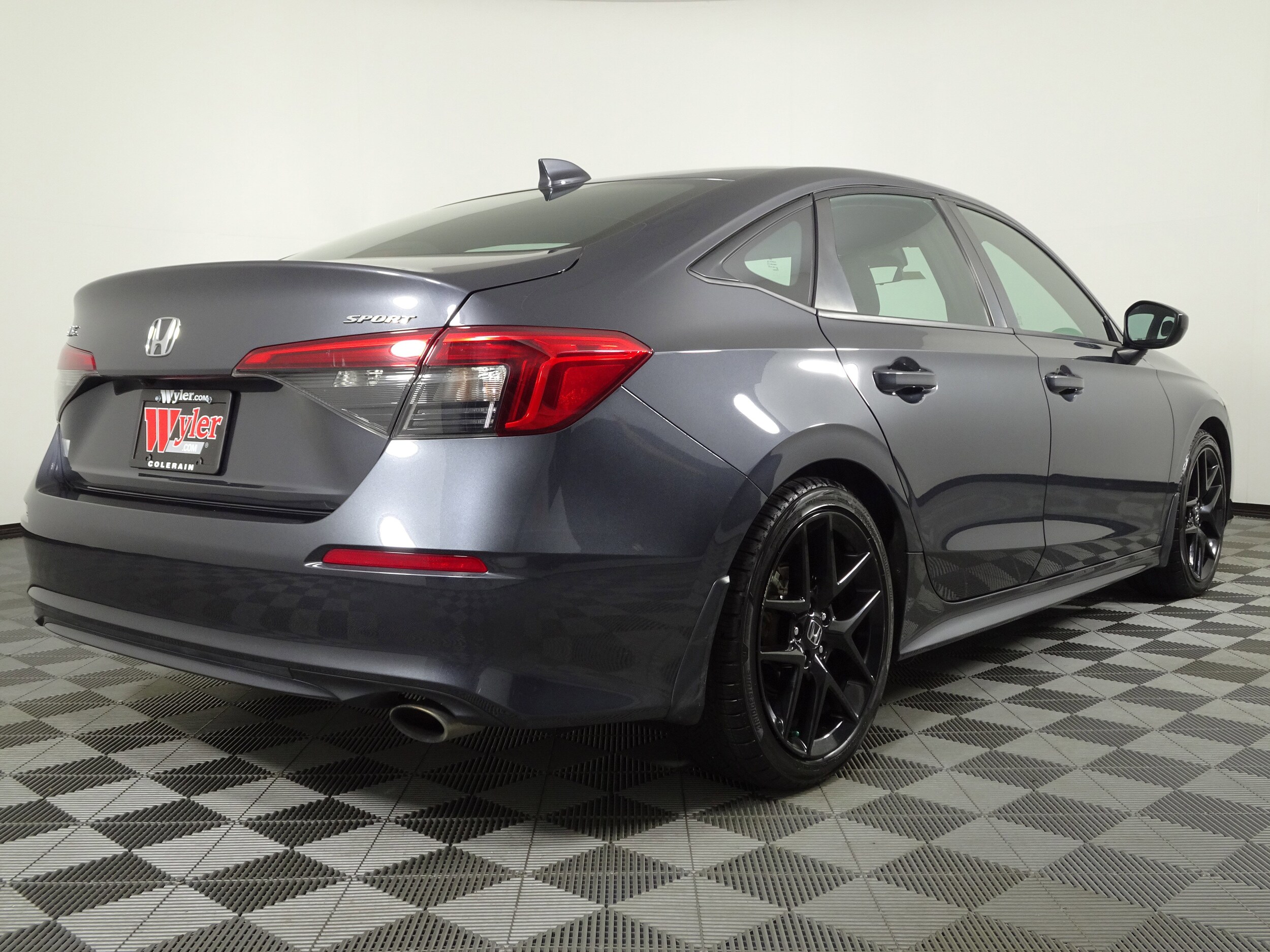 2022 Honda Civic Sport photo 3