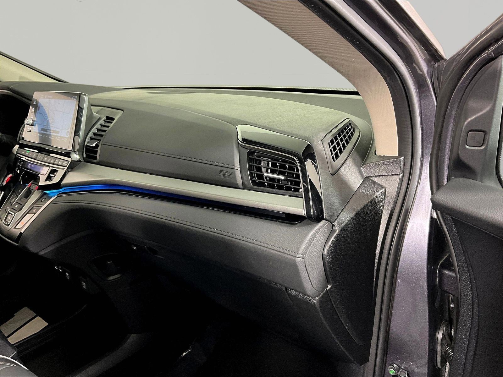 2025 Honda Odyssey Touring - Photo 27